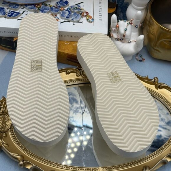 🆕 KURT GEIGER LONDON 🧿 NWOB Kensington Q Flipflop, Bone - Sz EU 37 US 7 - Picture 13 of 14